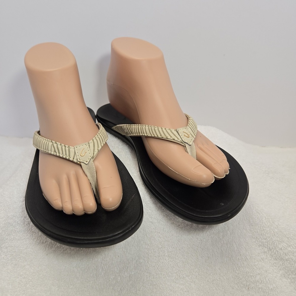 Olukai Ho'opio Womens Size 7 Flip Flop Sandal Beige Green Bronze Shoes Slip On